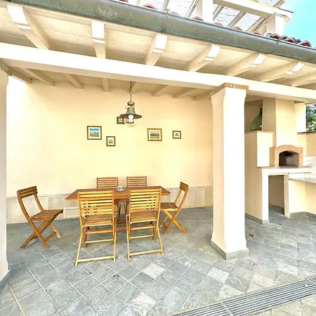 Rustico 200mt By The Sea Feriehus *